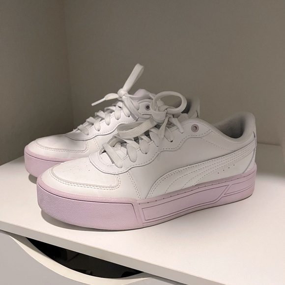 Pumas Lavender and White - Picture 1 of 5